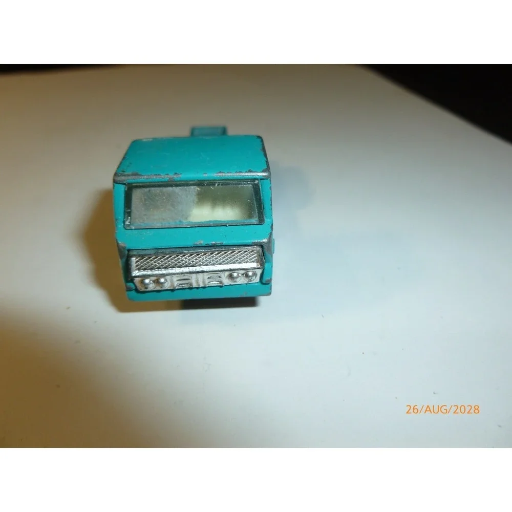 Vintage Yatming Teal Diecast Semi Truck Tractor Cab Made in Hong Kong 1/64 Scale